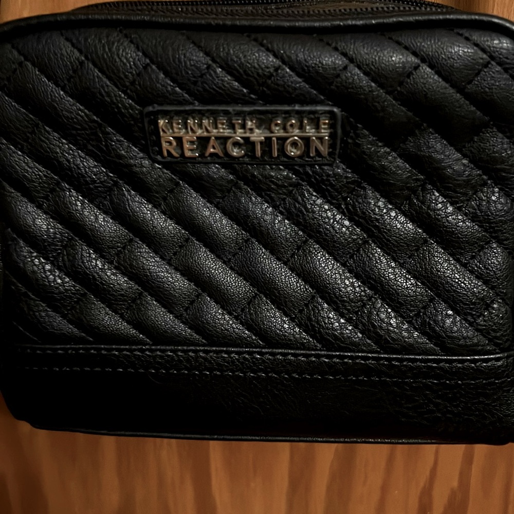 Authentic Kenneth Cole Reaction Black Crossbody